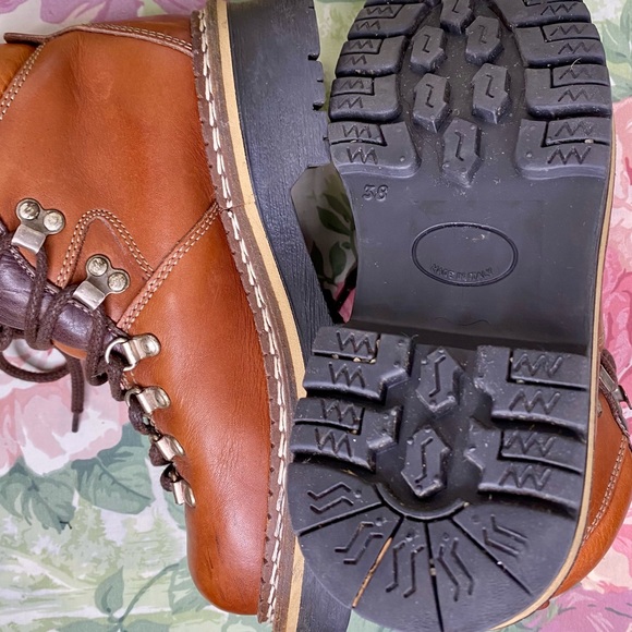 VTG Stoneridge Hikers EUC - Picture 10 of 11